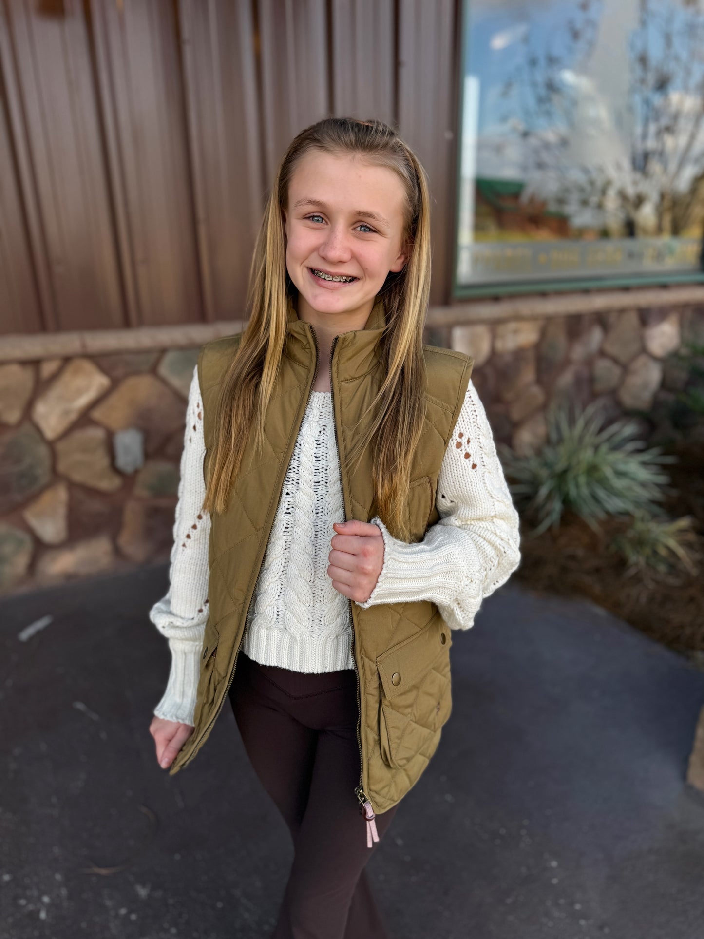 Ladies Quilted MP Vest: Khaki