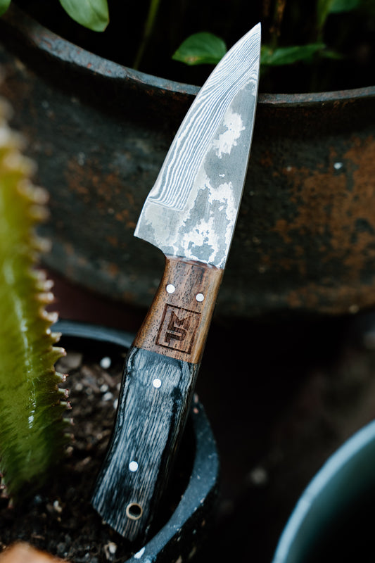 Medium Knife
